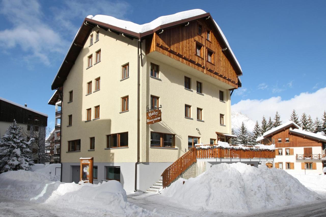 Hotel Biancaneve Oulx Buitenkant foto