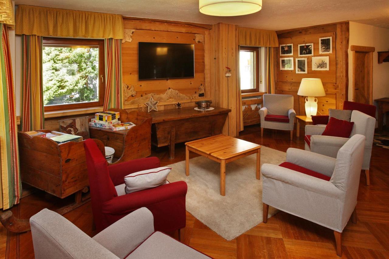 Hotel Biancaneve Oulx Buitenkant foto